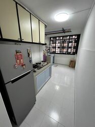 Blk 102 Crescent View (Queenstown), HDB 3 Rooms #520007201